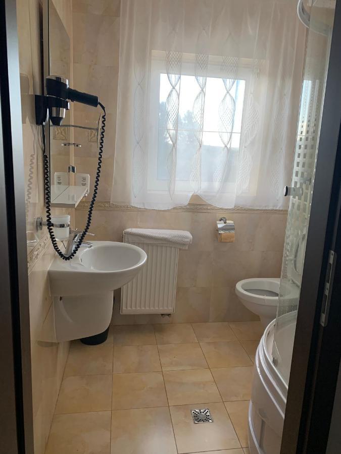 Vila Palace Caransebeş 外观 照片